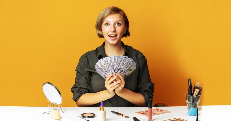 Fiscalité des influenceurs surf et créateurs de contenu nautique : le guide pour tout comprendre