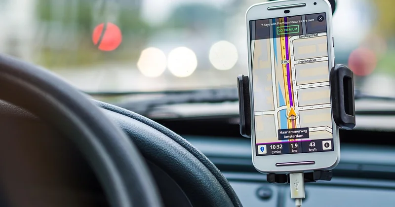Les applications de navigation : une aide, pas un pilote automatique